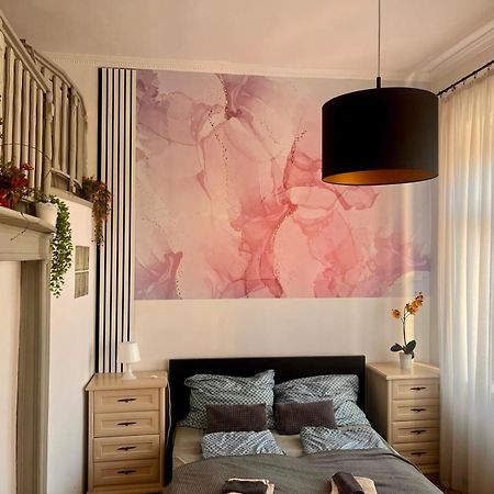 Kalvaria With Balcony, Free Parking And Ac 부다페스트 외부 사진
